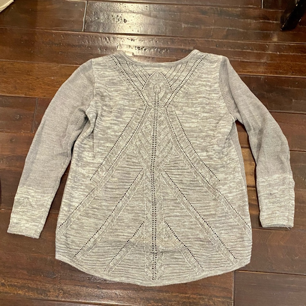 Women’s Nicole Miller high low long sleeve sweater